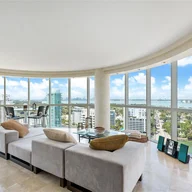 Apartamento a la venta en 6301 Collins Ave # 2405, Miami Beach FL 33141