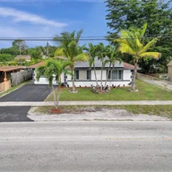 Casa a la venta en 385 NW 15th St, Pompano Beach FL 33060