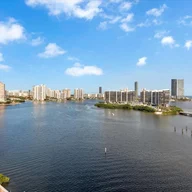 Apartamento a la venta en 7000 Island Blvd # 1607, Aventura FL 33160
