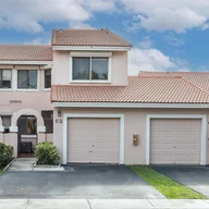 Casa a la venta en 16666 Greens Edge Cir # 62, Weston FL 33326