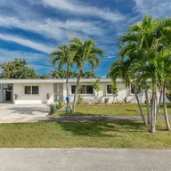 Casa a la venta en 3325 SW 97th Ct, Miami FL 33165