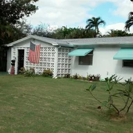Casa a la venta en 1715 Roosevelt St, Hollywood FL 33020