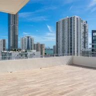 Apartamento a la venta en 350 NE 24th St # 901, Miami FL 33137