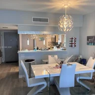 Apartamento a la venta en 2307 S Cypress Bend Dr # 406A, Pompano Beach FL 33069