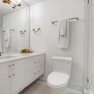 Casa a la venta en 1995 NE 118th Rd, North Miami FL 33181