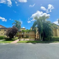 Apartamento a la venta en 8725 Azalea Ct # 203, Tamarac FL 33321