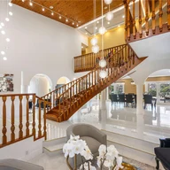 Casa a la venta en 8462 NW 168th Ter, Miami Lakes FL 33016