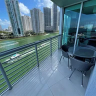 Apartamento a la venta en 335 S Biscayne Blvd # 1209, Miami FL 33131