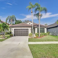 Casa a la venta en 530 SW 181st Ave, Pembroke Pines FL 33029