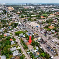 Casa a la venta en 354 NW 80th St, Miami FL 33150