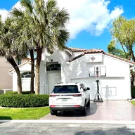 Casa a la venta en 15627 SW 16th Ct, Pembroke Pines FL 33027