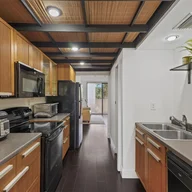 Apartamento a la venta en 7401 NW 16th St # 308, Plantation FL 33313