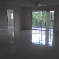 Apartamento a la venta en 12651 SW 16th Ct # 302B, Pembroke Pines FL 33027