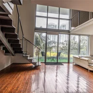 Apartamento a la venta en 90 SW 3rd St, Miami FL 33130