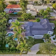 Casa a la venta en 725 Harrison St, Hollywood FL 33019