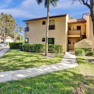 Apartamento a la venta en 3897 Cocoplum Cir # 3512, Coconut Creek FL 33063