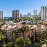 Apartamento a la venta en 19801 E Country Club Dr # 4301, Aventura FL 33180