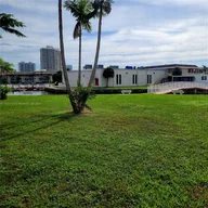 Apartamento a la venta en 2859 Leonard Dr # G106, Aventura FL 33160