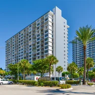 Apartamento a la venta en 1865 NE 79th St Cswy # 5M, North Bay Village FL 33141