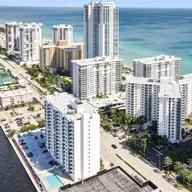 Apartamento a la venta en 3000 S Ocean Dr # 1110, Hollywood FL 33019
