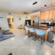 Apartamento a la venta en 2881 NE 32nd St # 318, Fort Lauderdale FL 33306