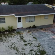 Casa a la venta en 6420 Washington St, Hollywood FL 33023