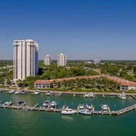 Apartamento a la venta en 4000 Towerside Ter # 1109, Miami FL 33138