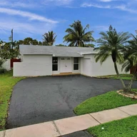 Casa a la venta en 9511 NW 21st Mnr, Sunrise FL 33322