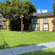 Apartamento a la venta en 6745 SW 132nd Ave # 107, Miami FL 33183