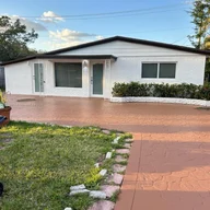 Casa a la venta en 5701 Freedom St, Hollywood FL 33021