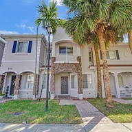 Casa a la venta en 2733 SW 83rd Ave # 103, Miramar FL 33025