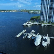 Apartamento a la venta en 17301 Biscayne Blvd # 1107, North Miami Beach FL 33160