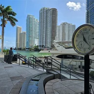 Apartamento a la venta en 200 Biscayne Boulevard Way # 4809, Miami FL 33131
