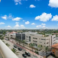 Apartamento a la venta en 9595 Collins Ave # F, Surfside FL 33154