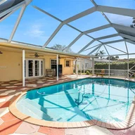 Casa a la venta en 10100 Ramblewood Dr, Coral Springs FL 33071