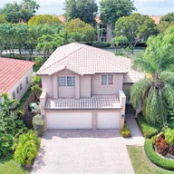 Casa a la venta en 6578 NW 113th Pl, Doral FL 33178