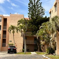 Apartamento a la venta en 9410 Live Oak Pl # 305, Davie FL 33324