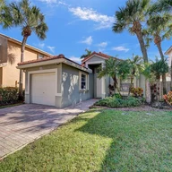 Casa a la venta en 1287 NW 170th Ter, Pembroke Pines FL 33028