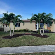 Casa a la venta en 1111 NW 24th Ave, Pompano Beach FL 33069