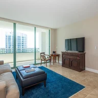 Apartamento a la venta en 3350 SW 27th Ave # 1903, Miami FL 33133