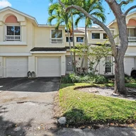 Casa a la venta en 1906 Discovery Cir E, Deerfield Beach FL 33442