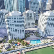 Apartamento a la venta en 825 Brickell Bay Dr # 847, Miami FL 33131
