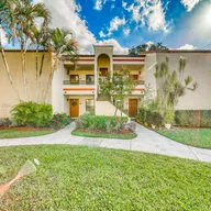 Apartamento a la venta en 11530 NW 10th St # 11530, Pembroke Pines FL 33026