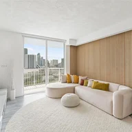 Apartment for sale in 275 NE 18th St # 06, Miami FL 33132