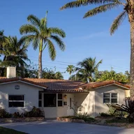 Casa a la venta en 1025 Lincoln St, Hollywood FL 33019