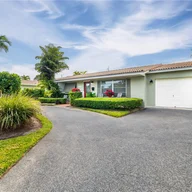 Casa a la venta en 3910 SW 124th Ct, Miami FL 33175