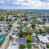 Casa a la venta en 3010 NW 95th Ter, Miami FL 33147