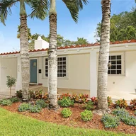 Casa a la venta en 335 SW 31st Rd, Miami FL 33129