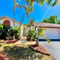 Casa a la venta en 3250 NW 106th Ave, Sunrise FL 33351