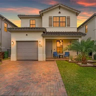 Casa a la venta en 9715 W 32nd Ln, Hialeah FL 33018